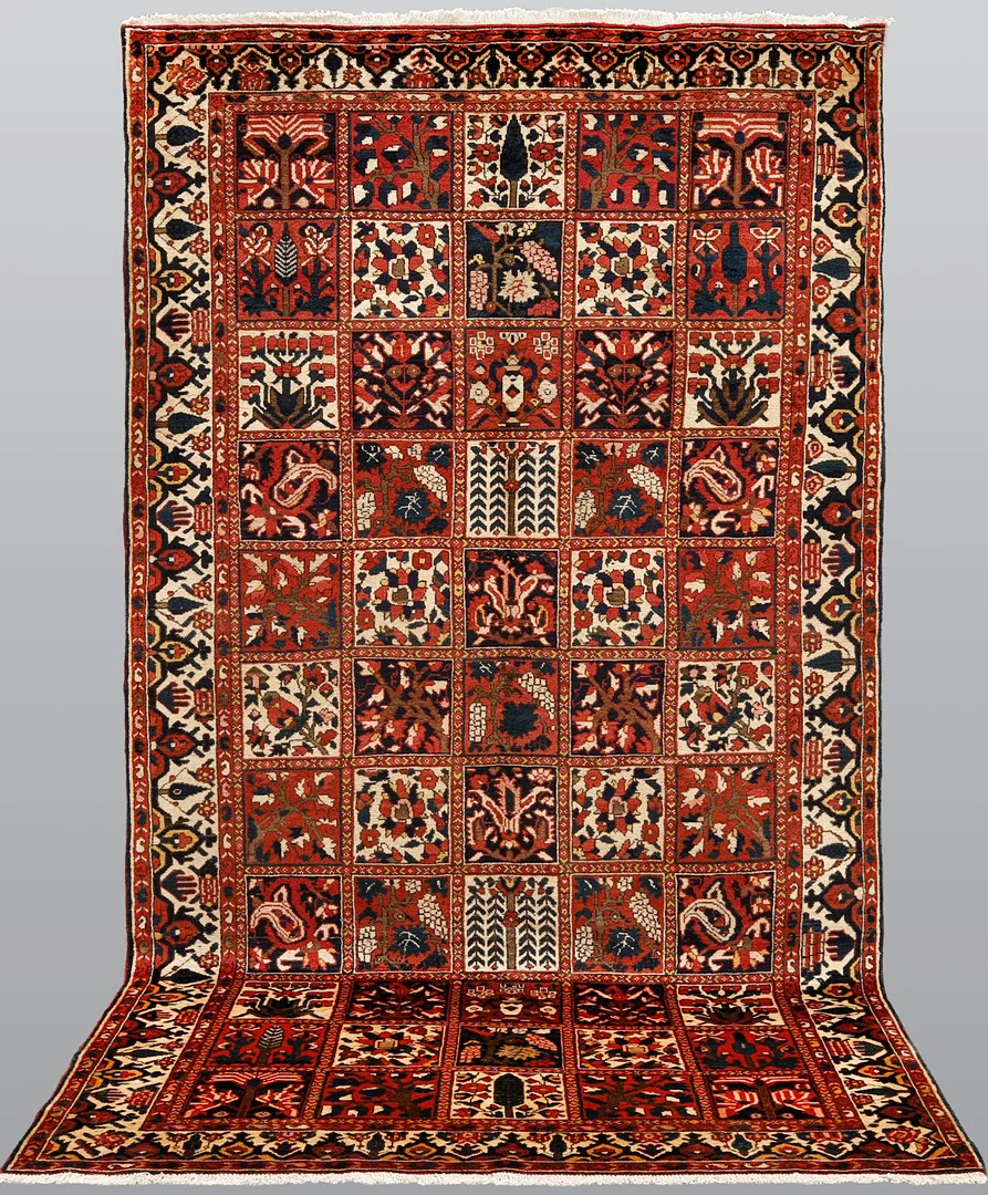 MATTA. Baktiari trädgårdsmönstrad, 313 x 170 cm. — Oriental Carpets & Textiles — Södermanlands Auktionsverk