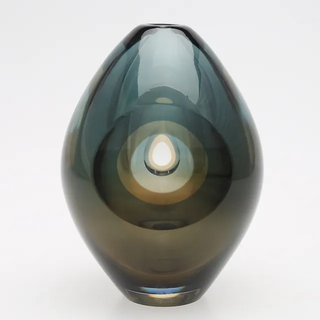 MONA MORALES SCHILDT. VAS, "VENTANA", KOSTA.