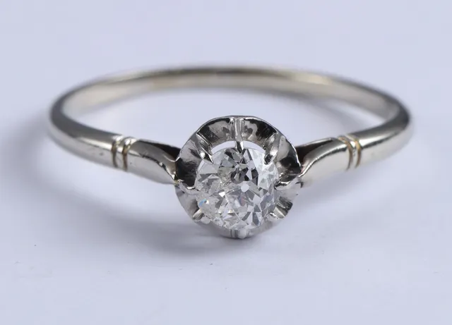 Vintage diamond ring in 18 kt. white gold, approx. 0.50 ct.