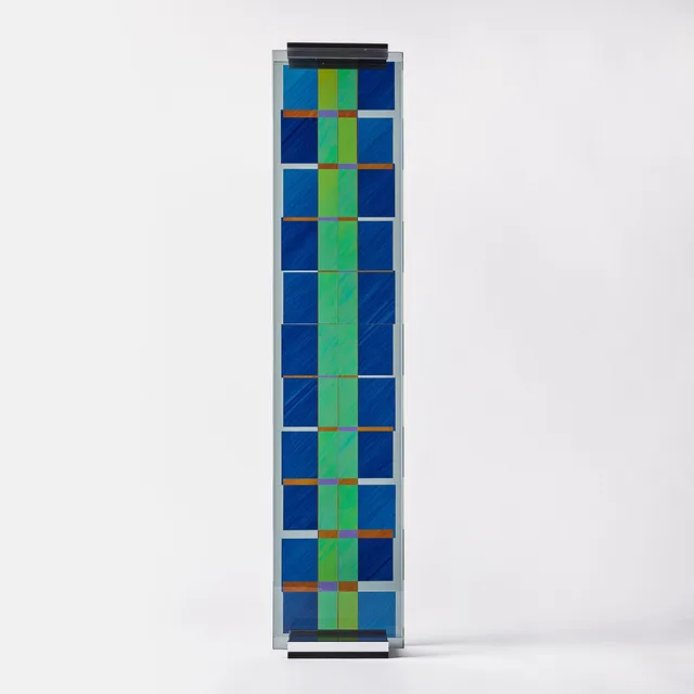 ERIC H. OLSON. “Optochromi TH3".