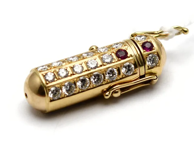 Lås med diamanter 21xca0,05ct 19xca0,03ct 14K 10,7g