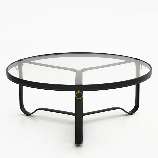 JACQUES ADNET. Soffbord, "Adnet", Gubi, metallstomme klädd i svart läder, skiva i glas, mässingsdetaljer.