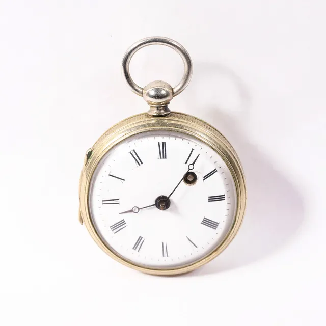 RELOJ DE BOLSILLO CATALINO A LLAVE.ESFERA EN PORCELANA.S XVIII.