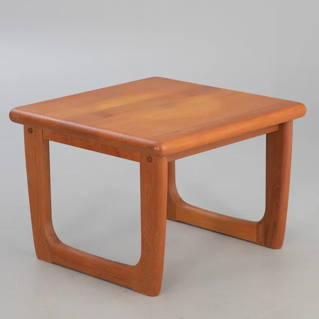 Niels Bach, kleiner Sofatisch, Dänemark, 2. Hälfte 20. Jh.