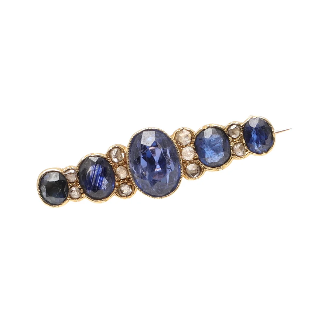 A SAPPHIRE AND DIAMOND BROOCH. — Brooches & Pendants — Lawrences Auctioneers