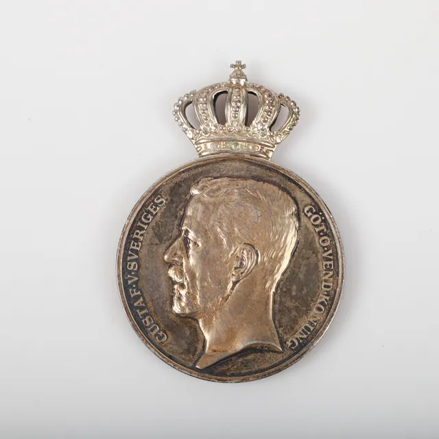 MEDALJ, Gustav V Sveriges Göt o Vend Konung, silver, 1948.