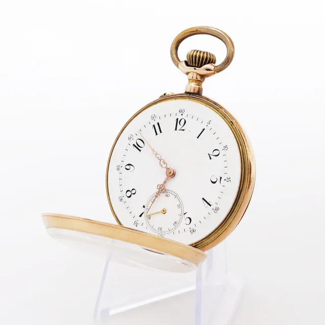 FICKUR, guld 14K, totalvikt 74 gram.