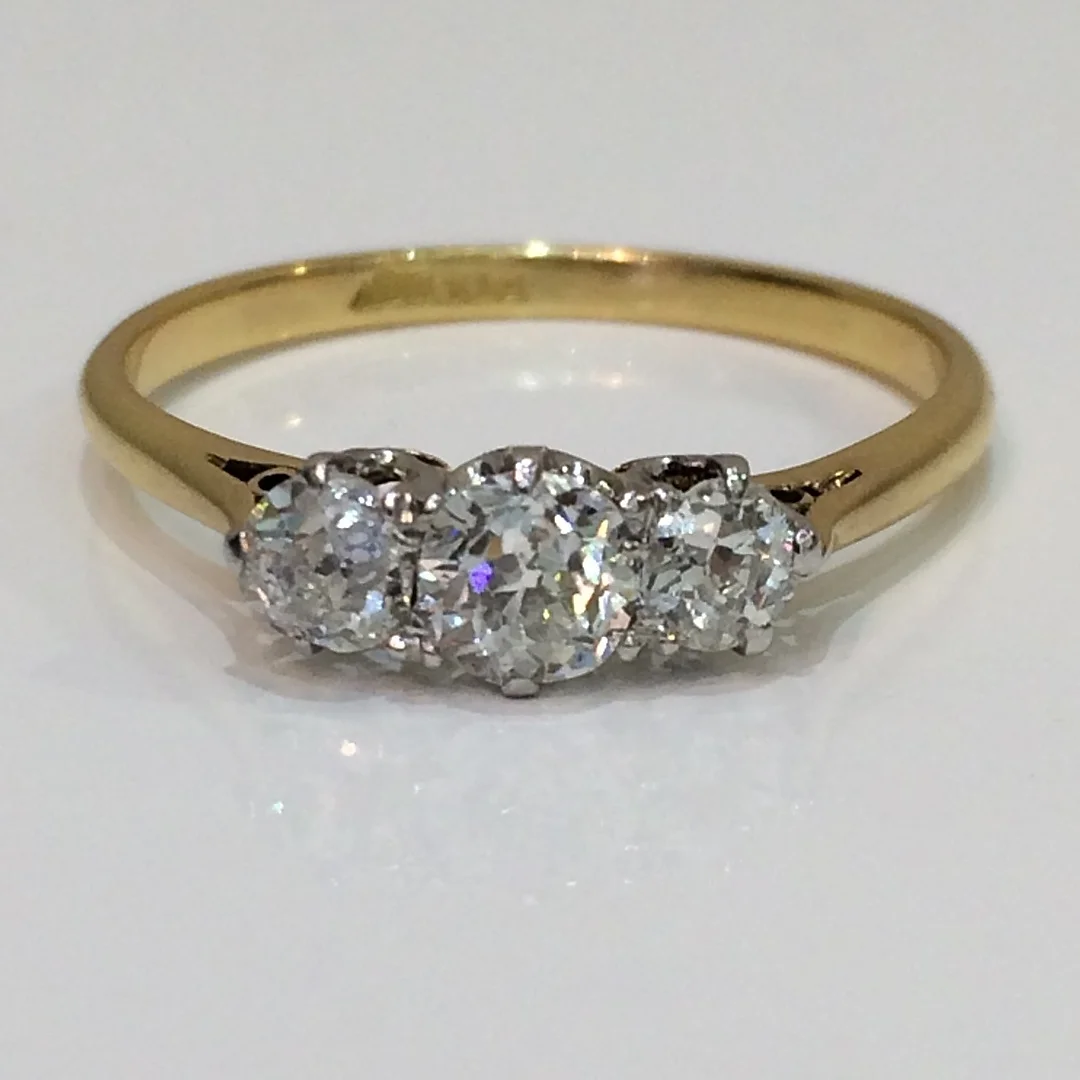 THREE STONE DIAMOND RING. — Rings — Rumsey’s Auctioneers