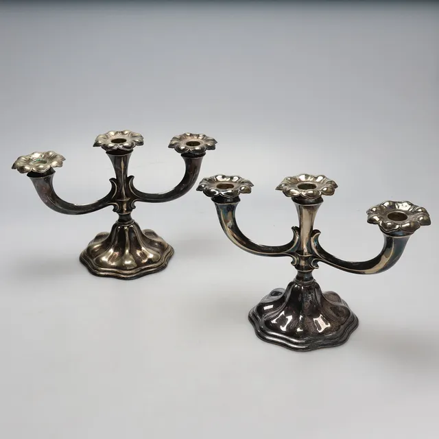 KANDELABRAR, ett par, nysilver, 1930-tal.