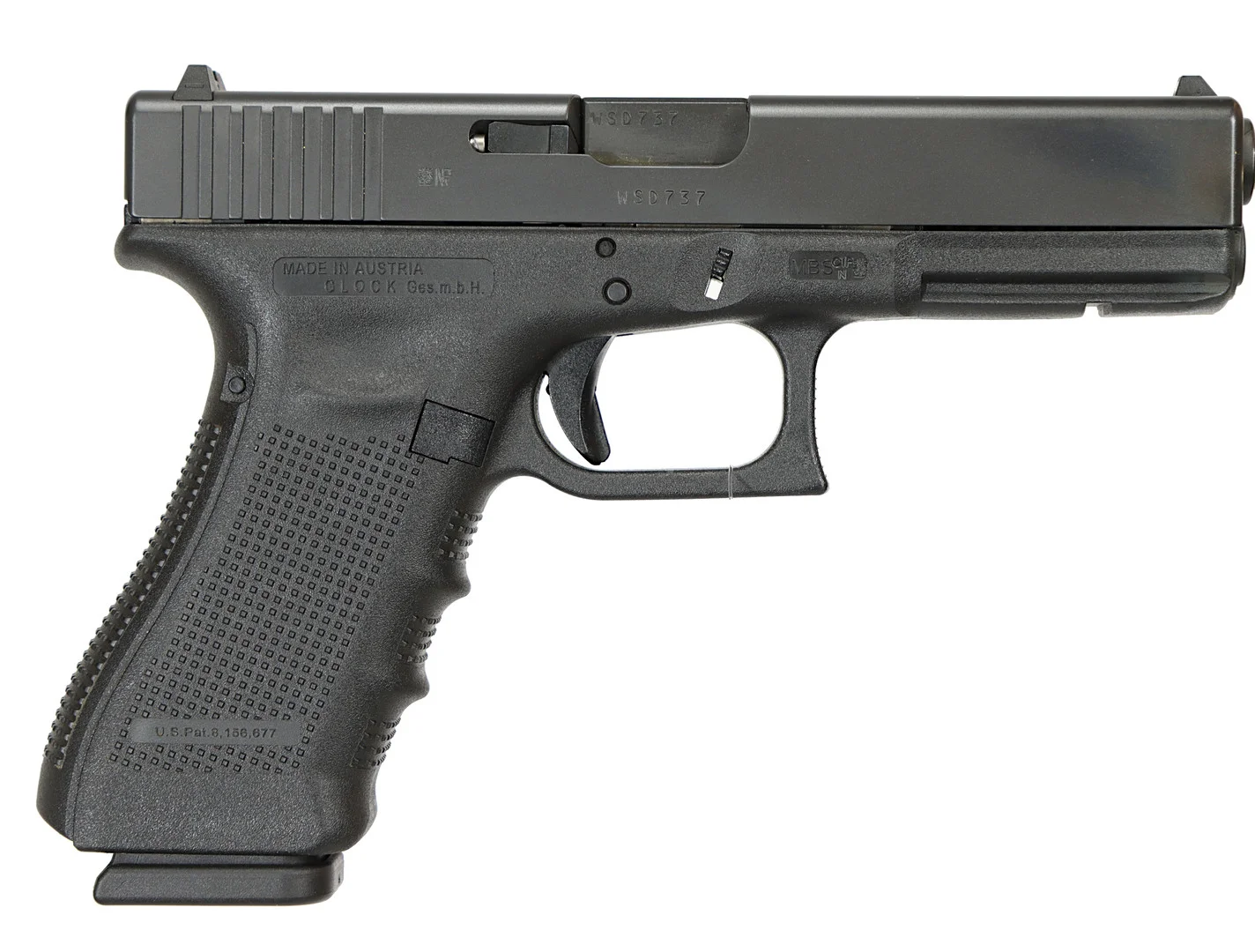 PISTOL, fabrikat Glock, modell 17 Gen4, kaliber 9x19, tillv.nr WSD737, se-nr SE2484664. — Pistols — Walter Borg