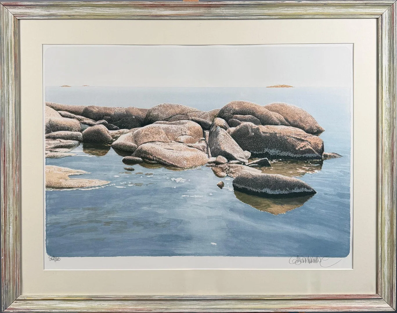 GÖRAN HAHNE (Född 1943). Skärgårdsmotiv, färglitografi, signerad numrerad 316/360, bildmått ca 52x76 cm. — Engravings & Prints — Skandia Auktion