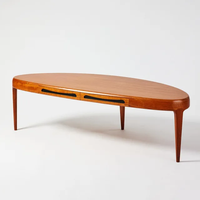 JOHANNES ANDERSEN. "Capri", soffbord, Trensum, Danmark 1960-tal.