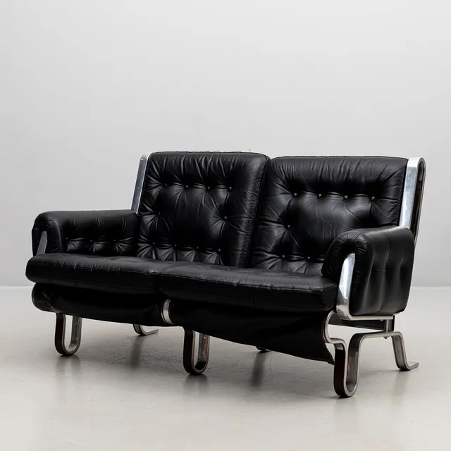 ERIC SIGFRID PERSSON. Soffa, skinnklädsel, 2-sits, ur serien "Flytande Design", Möbel-Kultur Ab, 1970-tal.