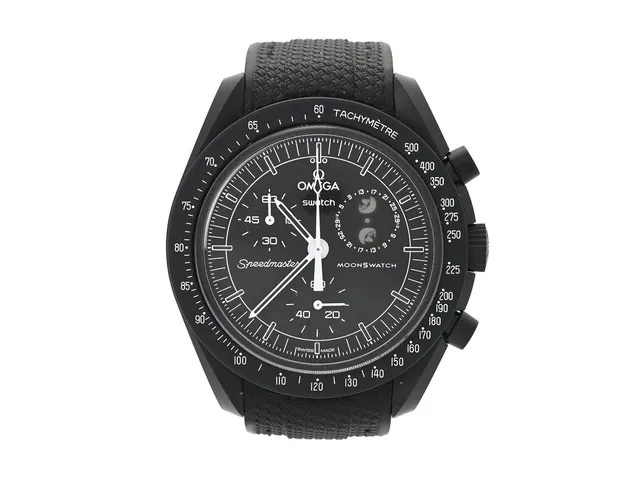 SWATCH/OMEGA, MoonSwatch, Mission to MoonPhase, Ref nr. SO33B700, kronograf, herrur, 42 mm, bioceramic, quartz, plexiglas, Velcro-band, gummiband, cert, november 2025, box, ytterkartong.