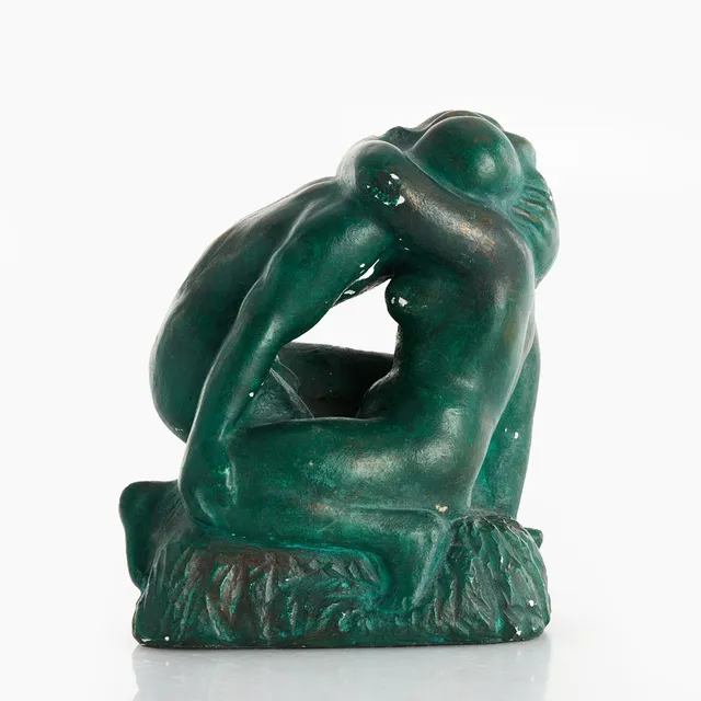 TOROLF ENGSTRÖM (1909-1987), Ofamnande par, skulptur, signerad och daterad i godset -41, grönpatinerad gips.