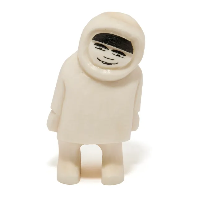 Tjomsland, Arne — Figur