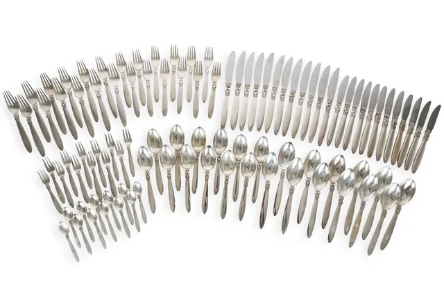 Gundorph Albertus for Georg Jensen: 'Cactus' sterling silver cutlery, complete set for 12 people (96)