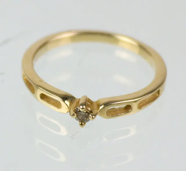 CHAMPAGNER BRILLANT RING, Gold 375.