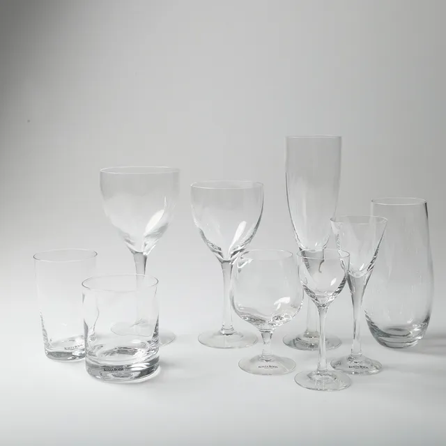 BERTIL VALLIEN. Glasservis, 29 delar, "Chateau", Kosta Boda.
