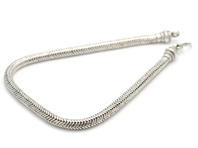 COLLIER, silver, ormlänk, längd 43,5 cm, vikt 152,1 g.