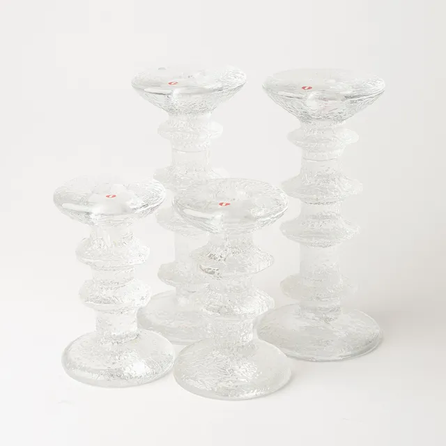 TIMO SARPANEVA. Ljusstakar, 4 st, glas, "Festivo", formgivna 1967, etikettmärkta, IIttala, Finland.