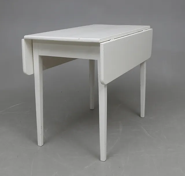 KLAFFBORD, vitmålat, 1900-tal.