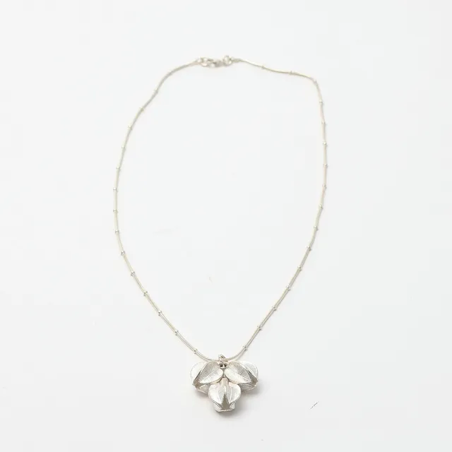 MARJA SUNA. Halssmycke, "Snowflower", Lumikukka, silver.