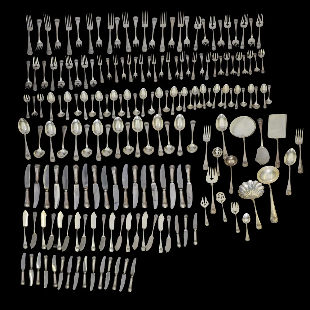 MASRIERA Y CARRERAS. Cubertería en plata punzonada. — Silver — Barcelona Auctions