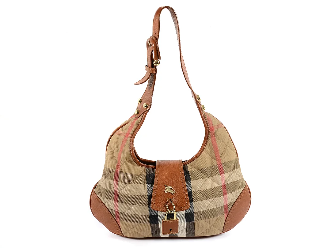 VÄSKA, BURBERRY, beige, svart, rött tyg, mellanbrunt läder, 32x16x5 cmm, dustbag. — Accessoarer/Väskor — Kaplans