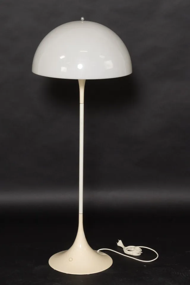 Verner Panton. Panthella floor lamp