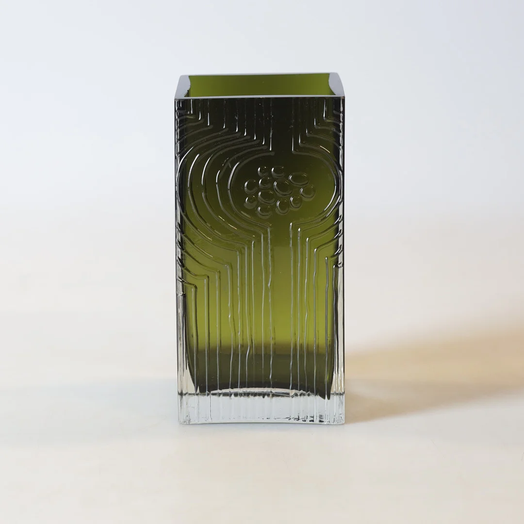 NANNY STILL. Vas, glas, "Lucullus", Riihimäen Lasi, Finland. — Art glass — Gomér & Andersson Nyköping