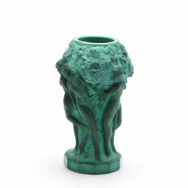 FRANTISEK PAZOUREK. Vas, malakitglas, Curt Schlevogt, Tjeckien / Böhmen 1930-tal, art deco.