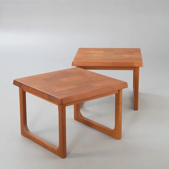 Niels Bach, 2 Sofatische in Teak, Dänemark.