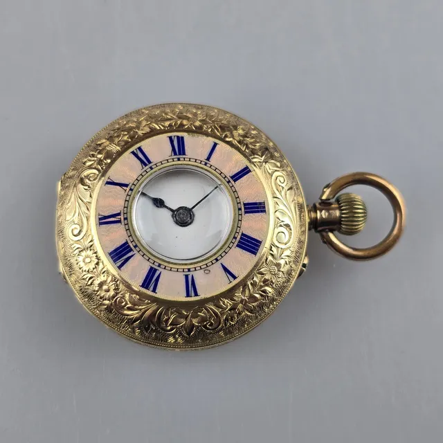 - HALBSAVONETTE-TASCHENUHR - fein reliefiertes 750/000-Goldgehäuse (18K).