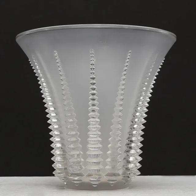 RENÉ LALIQUE. "Font Romeu" vase.