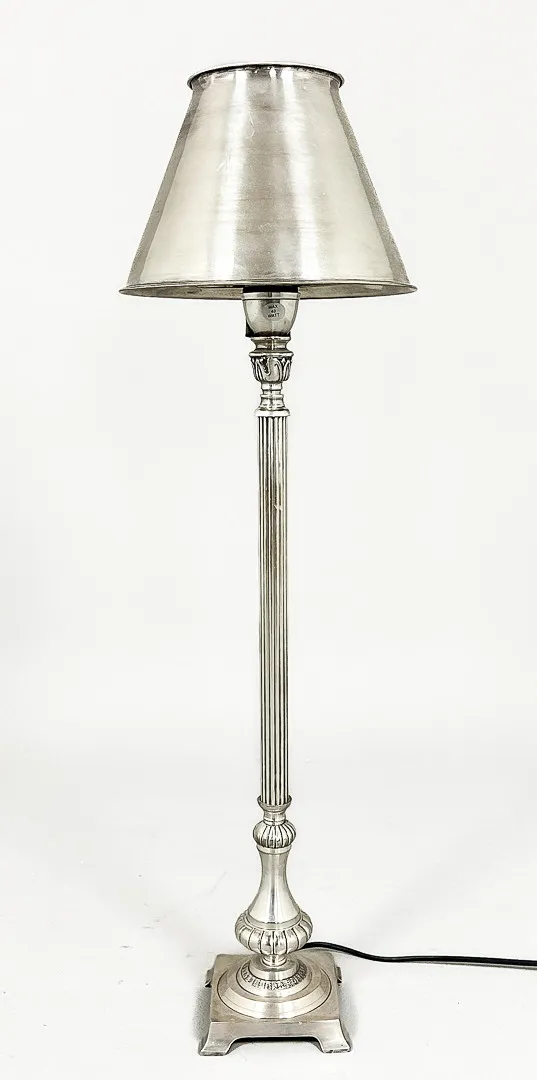 BORDSLAMPA, metall, P & B Home AB.
