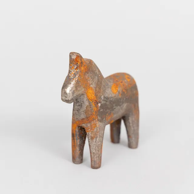 SKULPTUR, Dalahäst, "Raw", järn, märkt A P G.