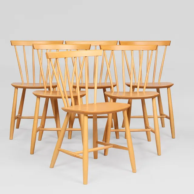 POUL VOLTHER. Sæt på seks tremmestole af bøg. Udført hos FDB Møbler, model 'J46'. Danmark, 1970-80'erne (6).