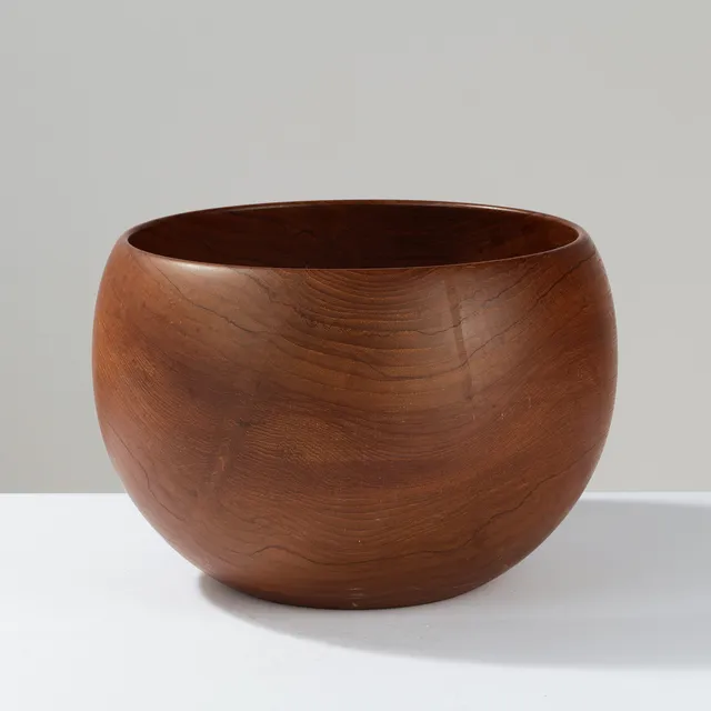 KAY BOJESEN. Stor skål af teak. ca 1970 erne, mærket. Danmark.