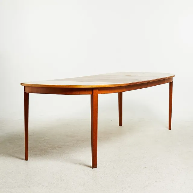 MATBORD, teak- och teakfaner, med 2 iläggsskivor, 1900-talets andra hälft.