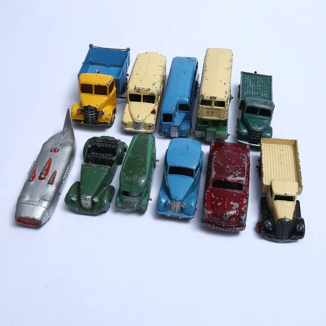 DINKY TOYS, 11 fordon.