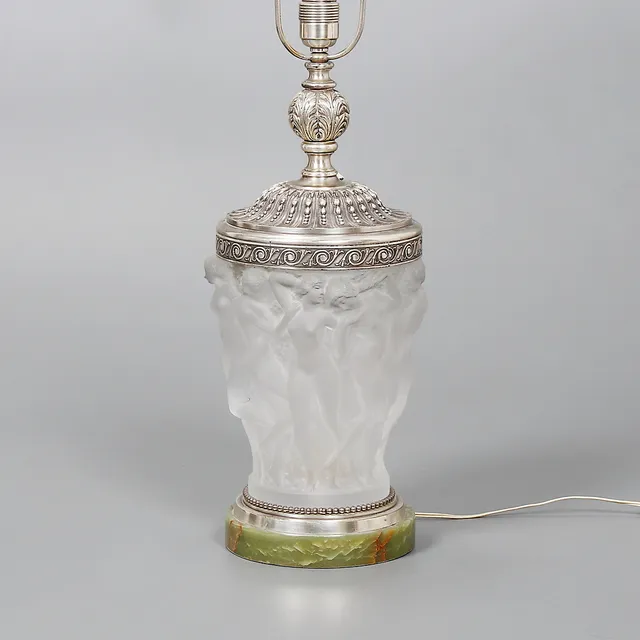 LALIQUE MANUFACTURE. "Bacchantes" vase.