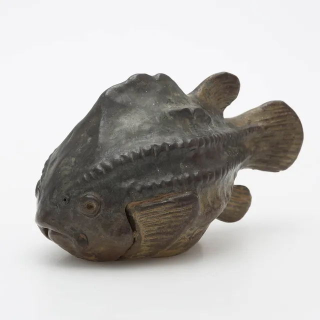 ERIK ENGQVIST. Skulptur, keramik, fisk, signerad.