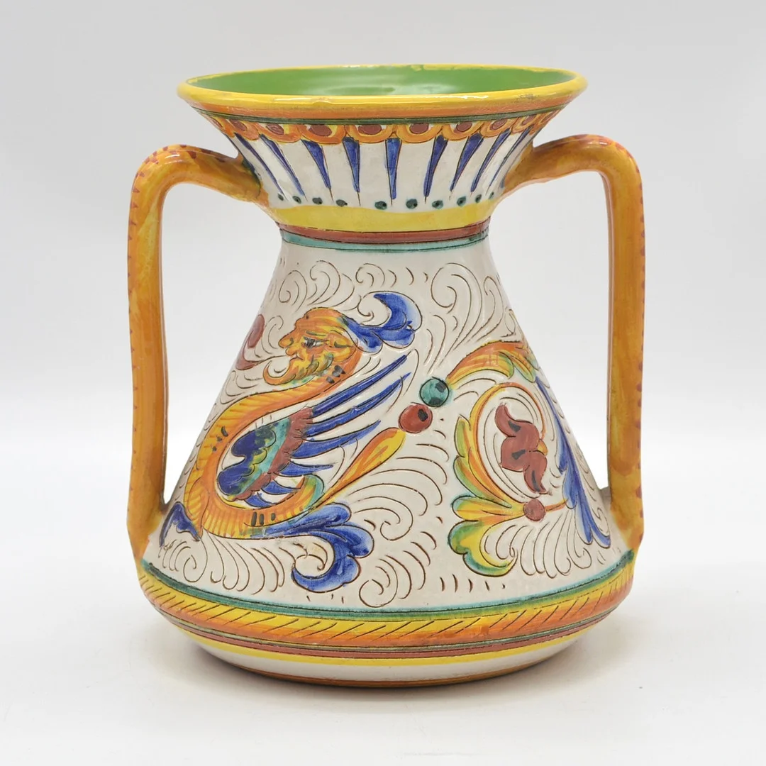DERUTA, "G.F.", DOPPELHENKELVASE, "RAFFAELLESCO BELLISSIMO", KERAMIK, HANDBEMALT, ITALIEN, UM 1970ER. — European — Kunst- und Auktionshaus Kleinhenz