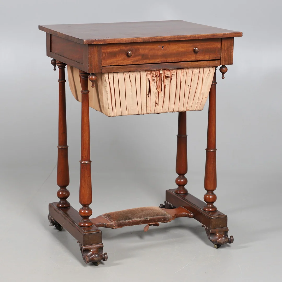AN EARLY VICTORIAN MAHOGANY WORK TABLE. — Tables — Lawrences Auctioneers