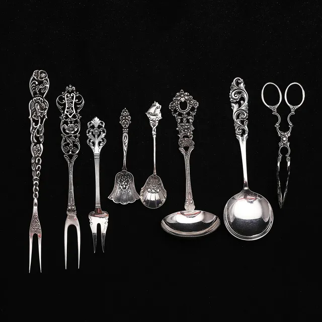 SERVERINGSBESTICK, 8 st, silver, olika modeller, vikt 199 gram.
