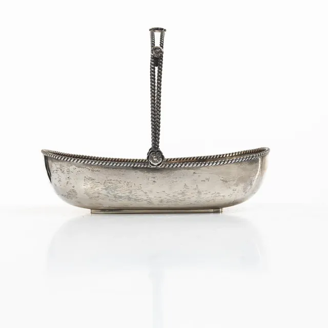 Karl Anderson, Korg med grepe, silver, Stockholm 1946.