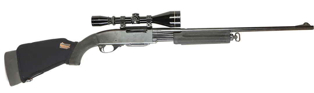 KULGEVÄR, fabrikat Remington, modell 760 Gamemaster , kaliber .30-06, tillv.nr 283753, se-nr SE1696049. — Rifles — Walter Borg