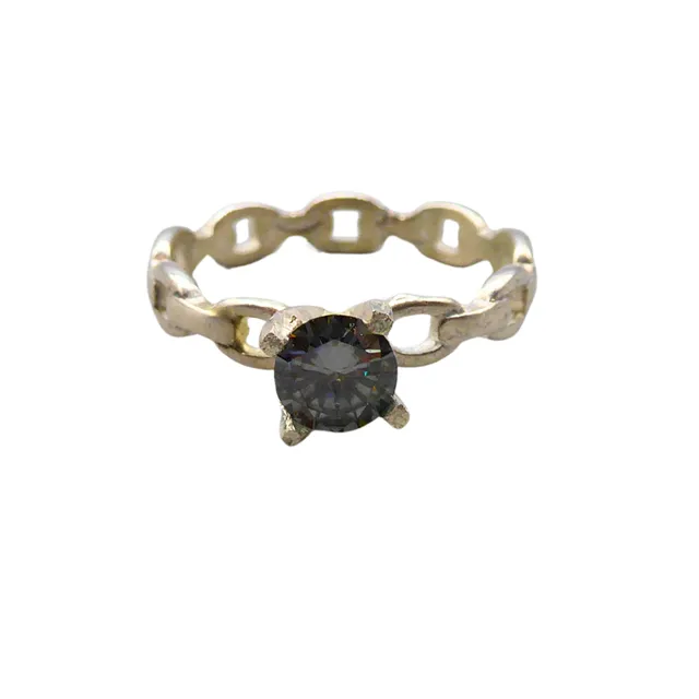 925ER SILBERRING BESETZT MIT EINEM GRAUEN MOISSANITE VON 0,5 CT MIT ZERTIFIKAT.