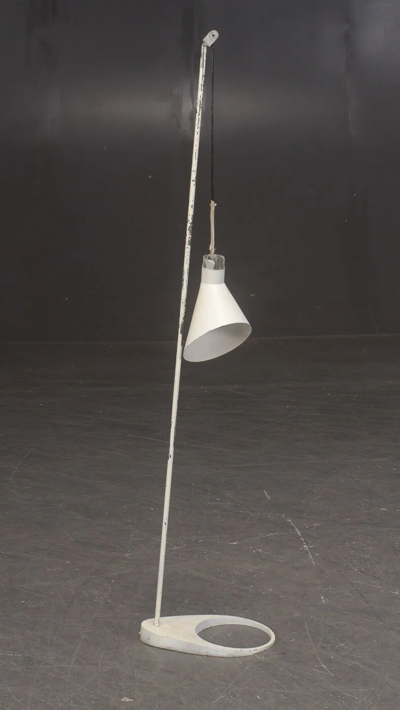 Arne Jacobsen. AJ Standerlampe, defekt — Lamps and lighting/Floor lights — Lauritz